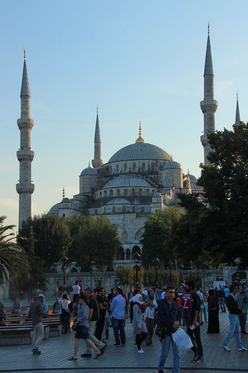 Touristen vor Sultan Ahmed Wandbild